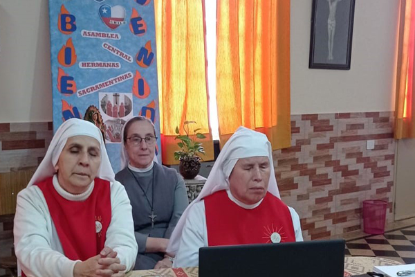 Comienza la Asamblea Central de las Hermanas Sacramentinas Comienza la Asamblea Central de las Hermanas Sacramentinas