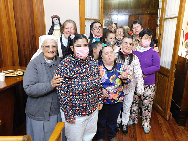 Fiestas Patronales en el Hogar Santa Rosa de Tigre